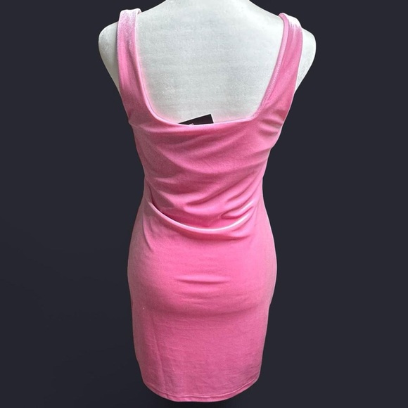 Forever 21 Barbie Pink Velvet Cosplay Halloween Mini Dress Women’s Medium NWT - Picture 3 of 9